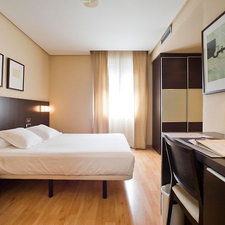 Hotel Sercotel Tudela Bardenas Номер фото