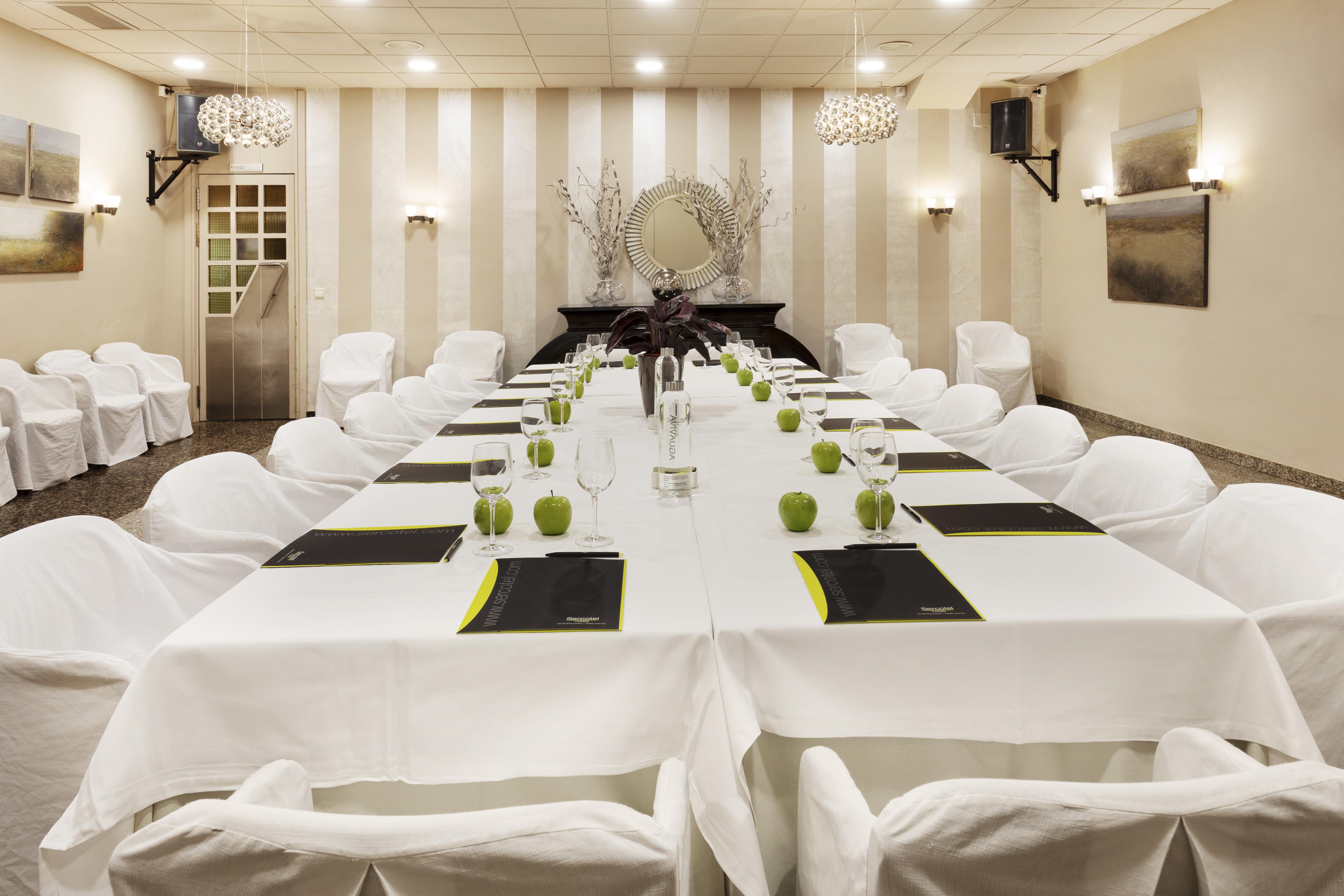 Hotel Sercotel Tudela Bardenas Екстер'єр фото
