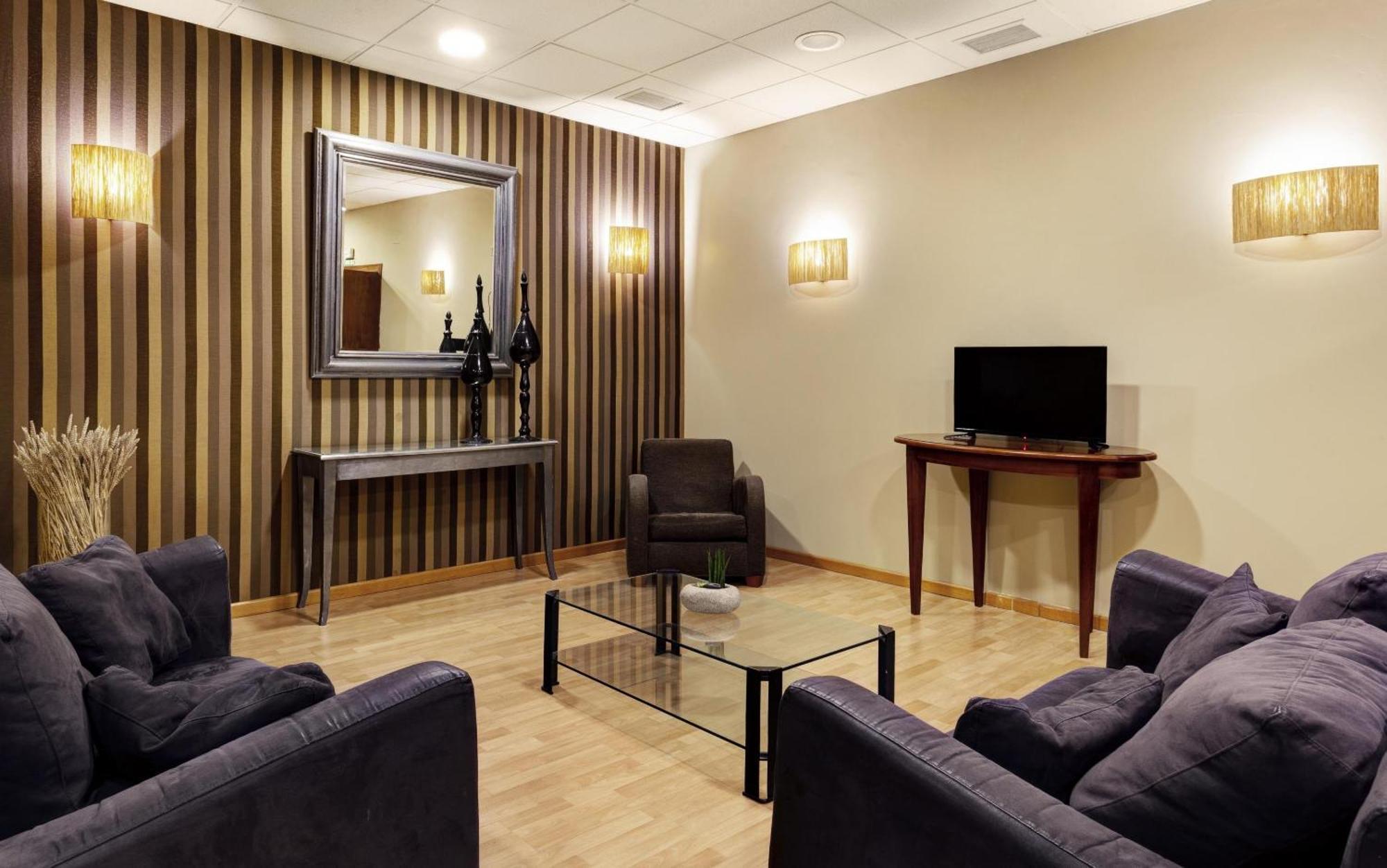 Hotel Sercotel Tudela Bardenas Екстер'єр фото